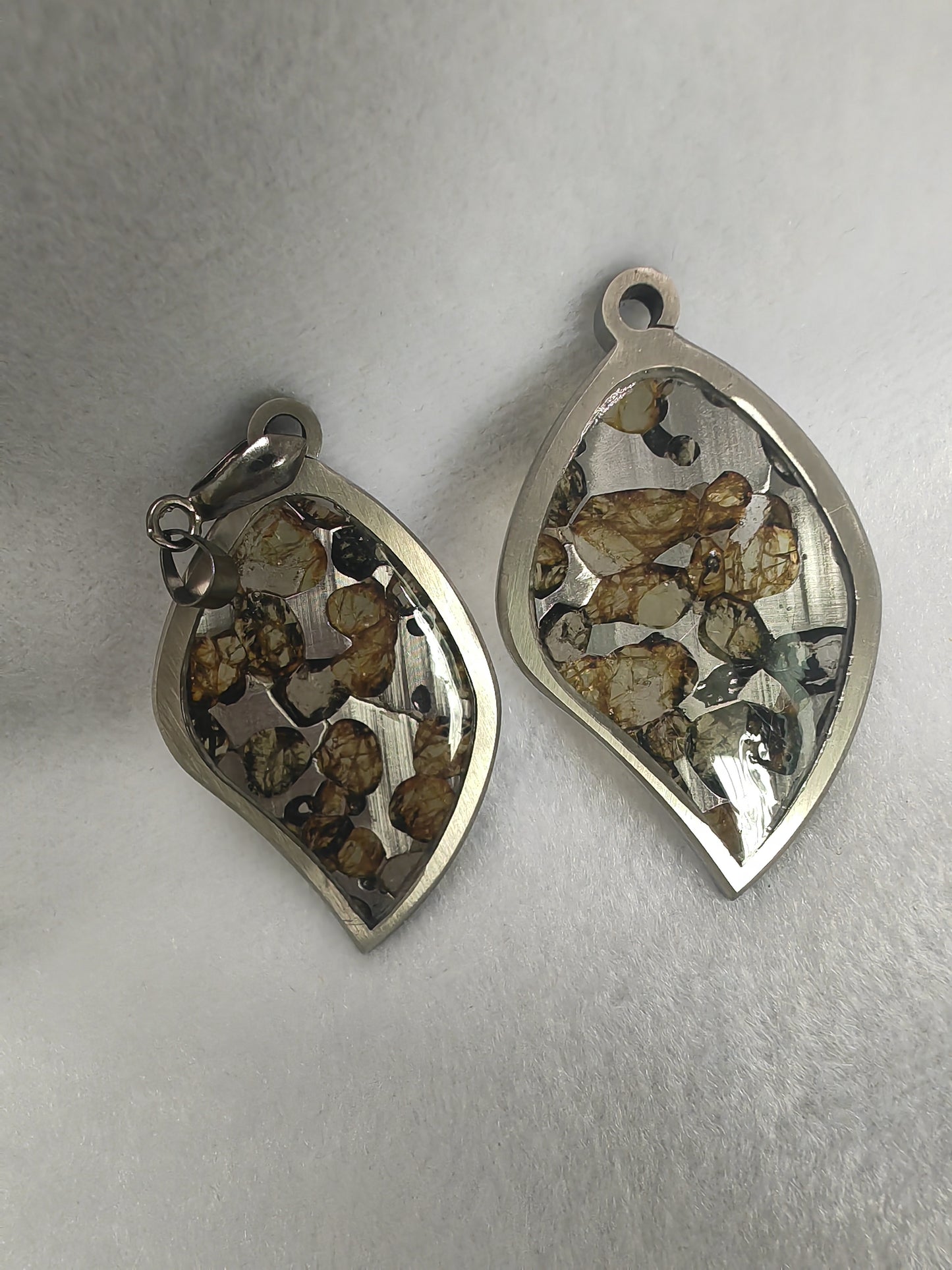 1PCS Seymchan Pallasite meteorite pendant Necklace,Meteor wish, wedding gift