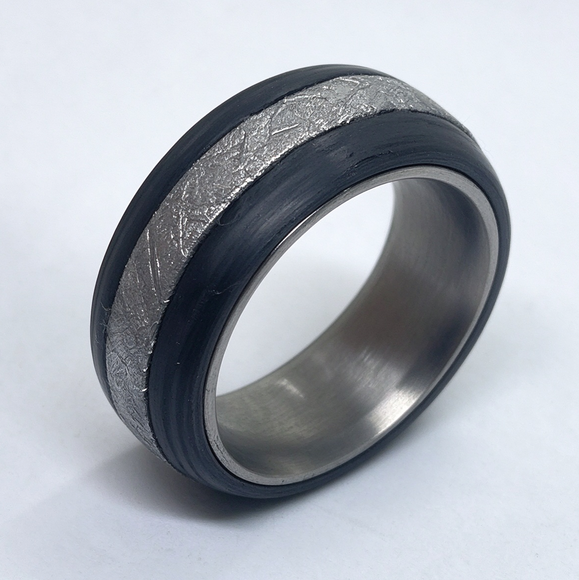 Muonionalusta Meteorite & Carbon Fiber Mens Ring, Mens Wedding Band