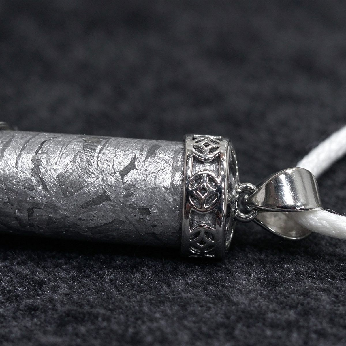 Muonionalusta Meteorite Column Pendant, Stainless Steel Hollow Coin Pattern Setting, White Braided Cord Necklace,