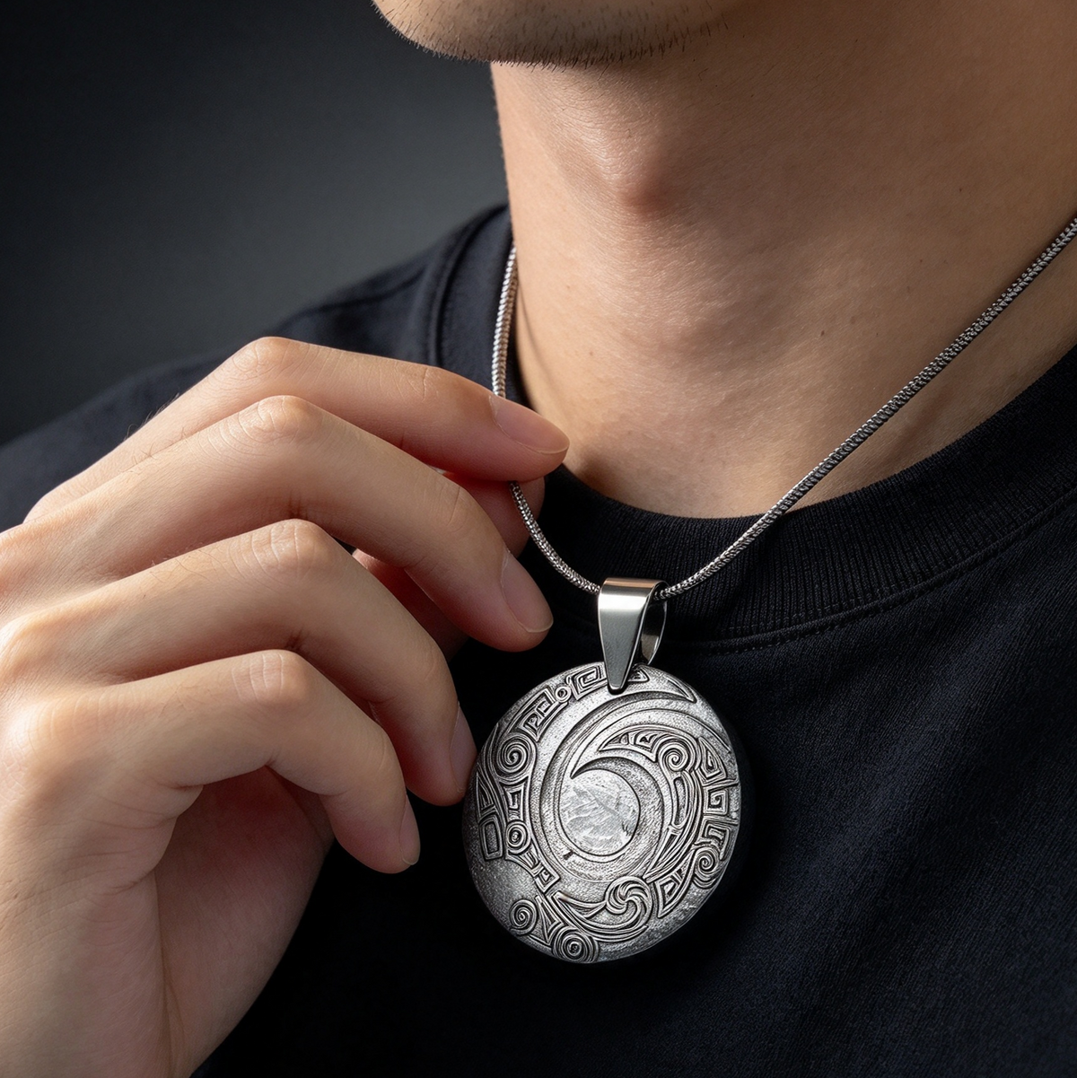 Muonionalusta meteorite pendant with naturally etched iron sample pattern