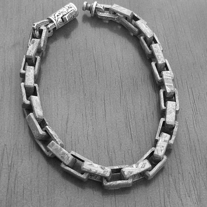 Muonionalusta Iron Meteorite Bracelet New chain-shaped design: Natural Jewelry Gift