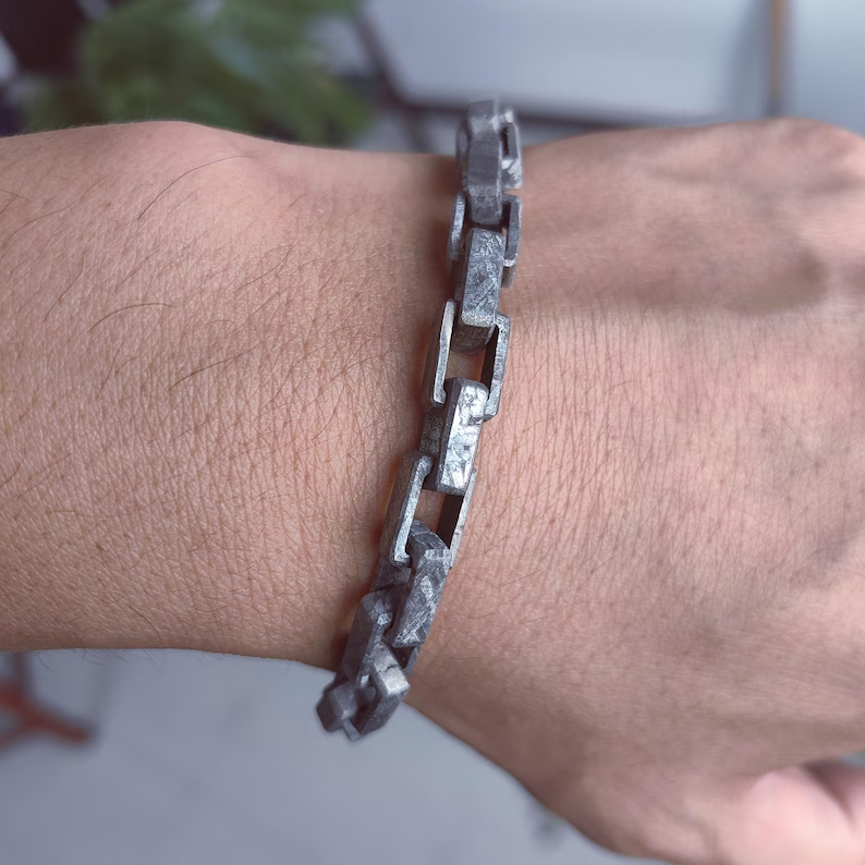 Muonionalusta Iron Meteorite Bracelet New chain-shaped design: Natural Jewelry Gift