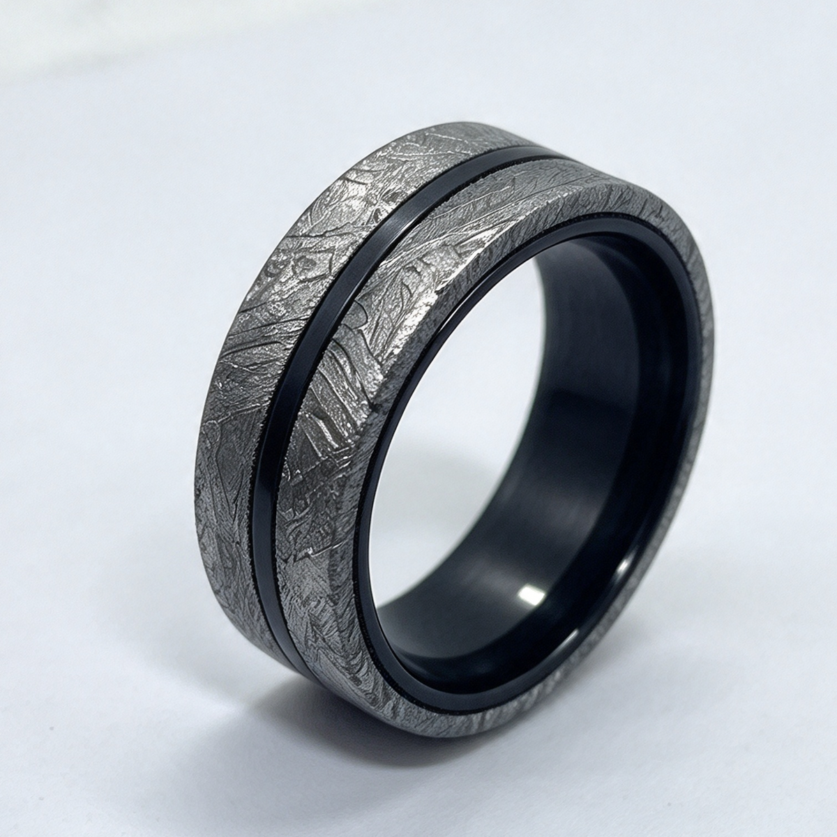 Muonionalusta Meteorite & Carbon Fiber Mens Ring, Mens Wedding Band