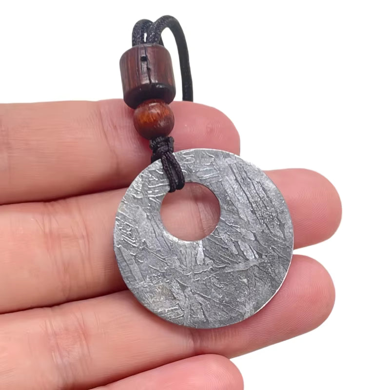 Genuine Iron Meteorite pendant Peace Buckle Pendant Nickel Plated Lucky Amulet for Men LK380