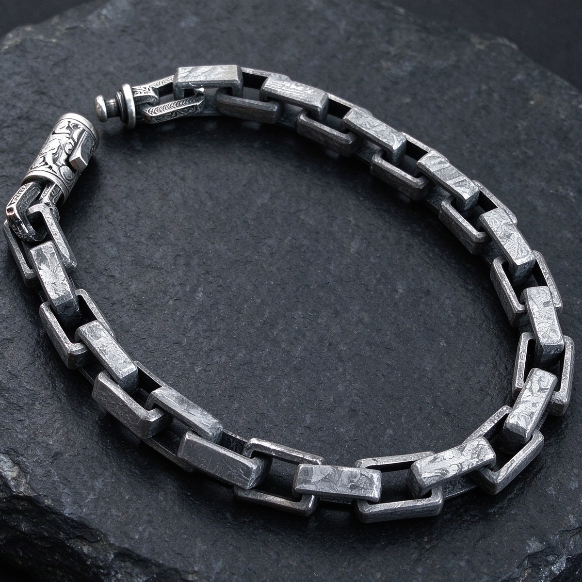 Muonionalusta Iron Meteorite Bracelet New chain-shaped design: Natural Jewelry Gift