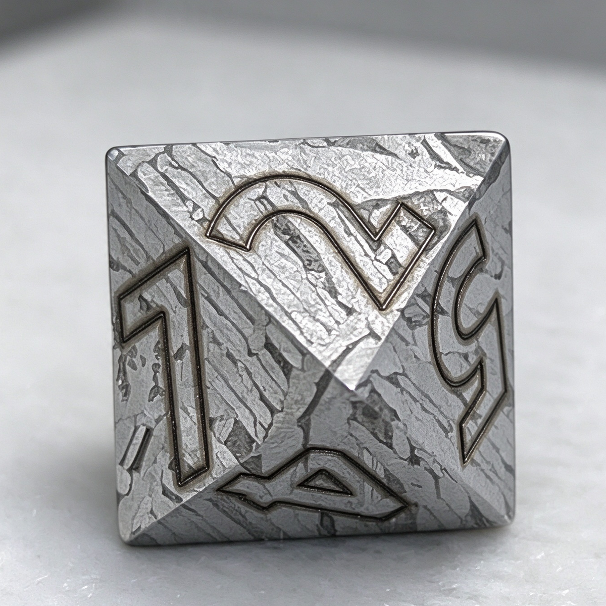 Muonionalusta Iron Meteorite D8 Dice, Etched Widmanstätten Pattern, Antiqued Brass Numbers