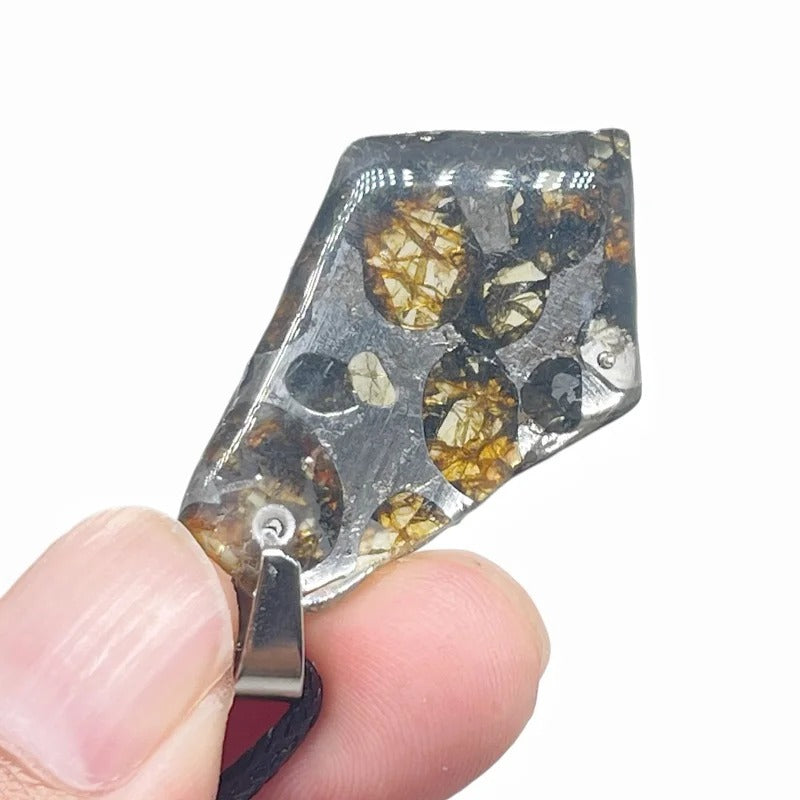 2.6g Seymchan Olive Meteorite Pendant, Natural Pallasite Necklace, Specimen Collection LB161