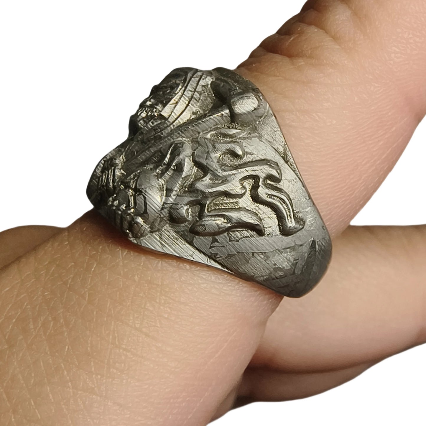 Muonionalusta Meteorite Ring Natural Iron Meteorite Pendant Handmade Carving Craft Jewelry Ring-L