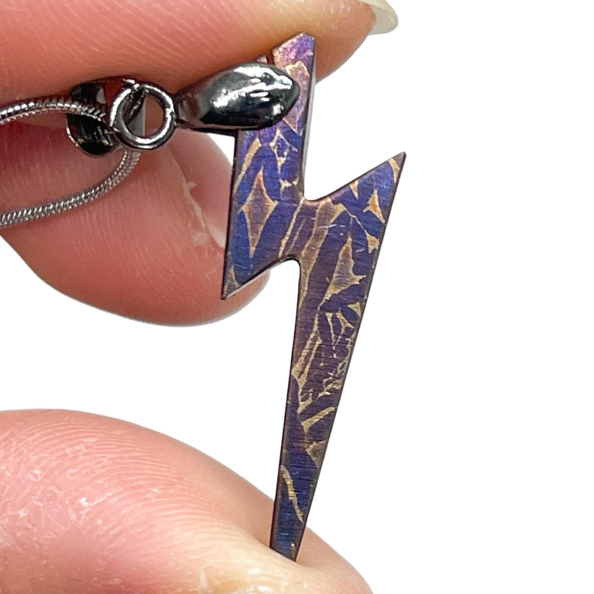 Muonionalusta Meteorite Hand-Carving Pendant, Natural Iron Meteorite Slice, Handmade Jewelry