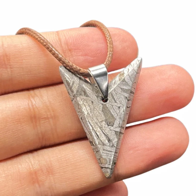 Premium Hand‑Shaped Double‑Prong Triangle Muonionalusta Meteorite Pendant Swedish Mineral Collectible Jewelry LK478