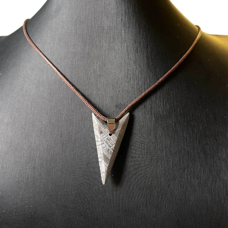 Swedish Original Muonionalusta Meteorite Spearhead Shape Pendant Men Daily Wear Cosmic Jewelry LK469
